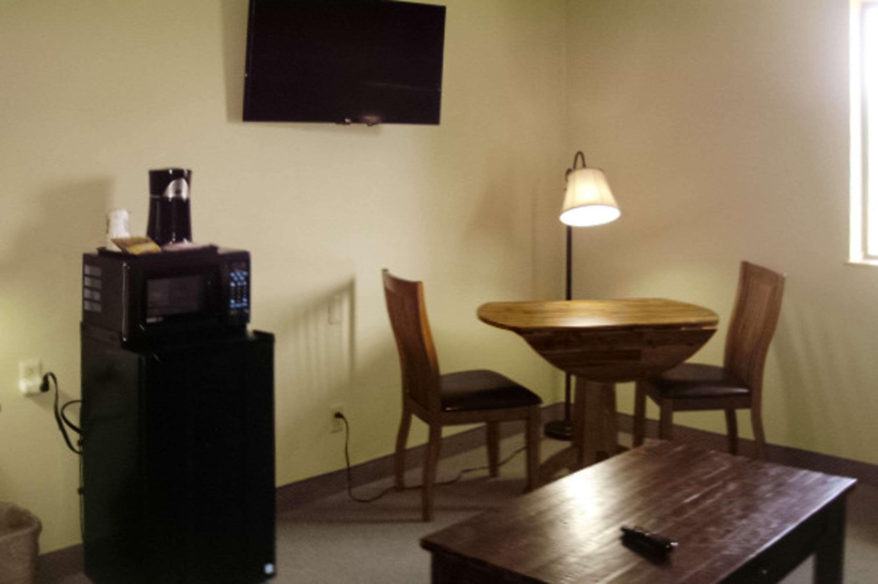Quality Inn & Suites Warren Esterno foto